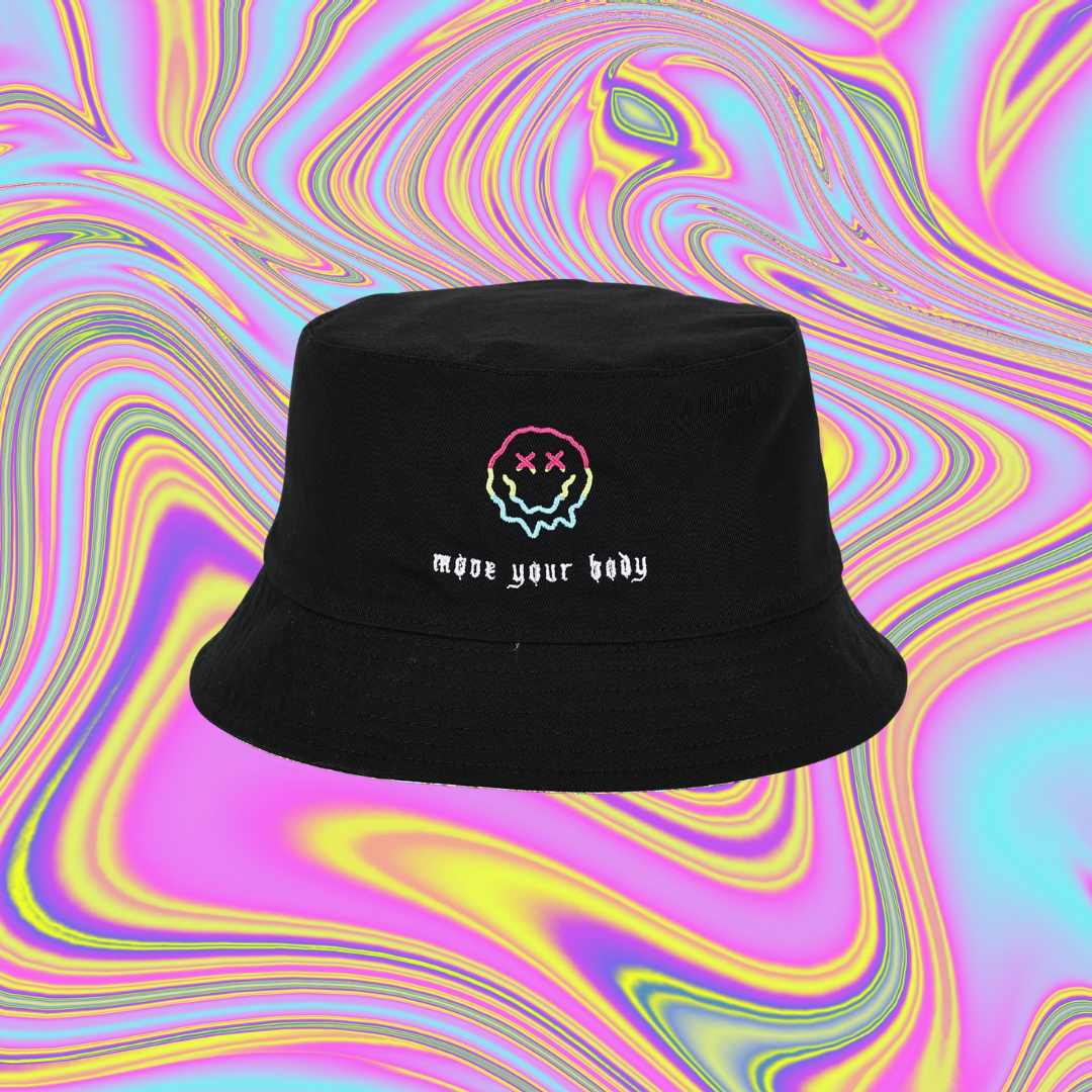 SMILE REVERSIBLE BUCKET HAT