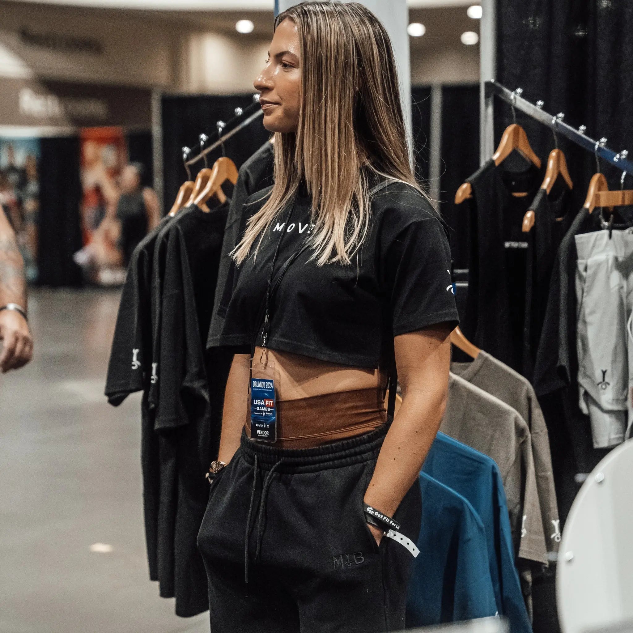 MOV3 RELAXED CROP TEE MYB Apparel