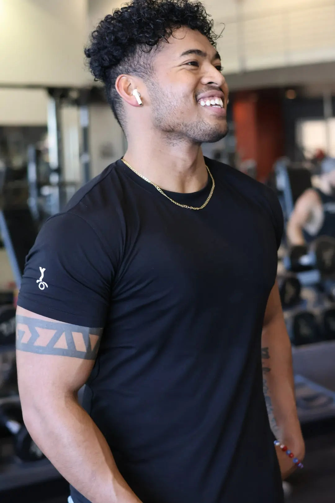 "RELENTLESS" PERFORMANCE TEE MYB Apparel