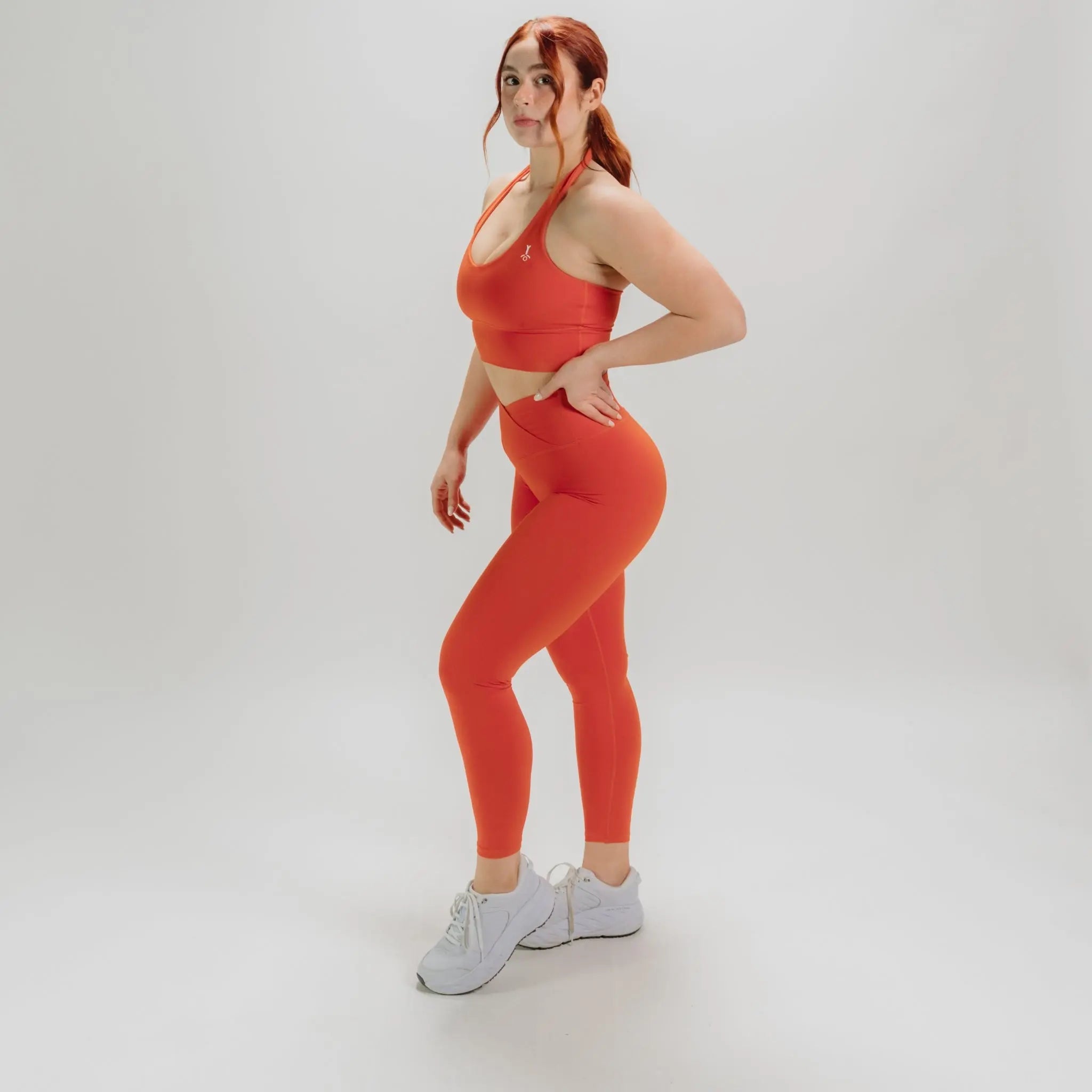 VITALITY HALTER-TOP MYB Apparel