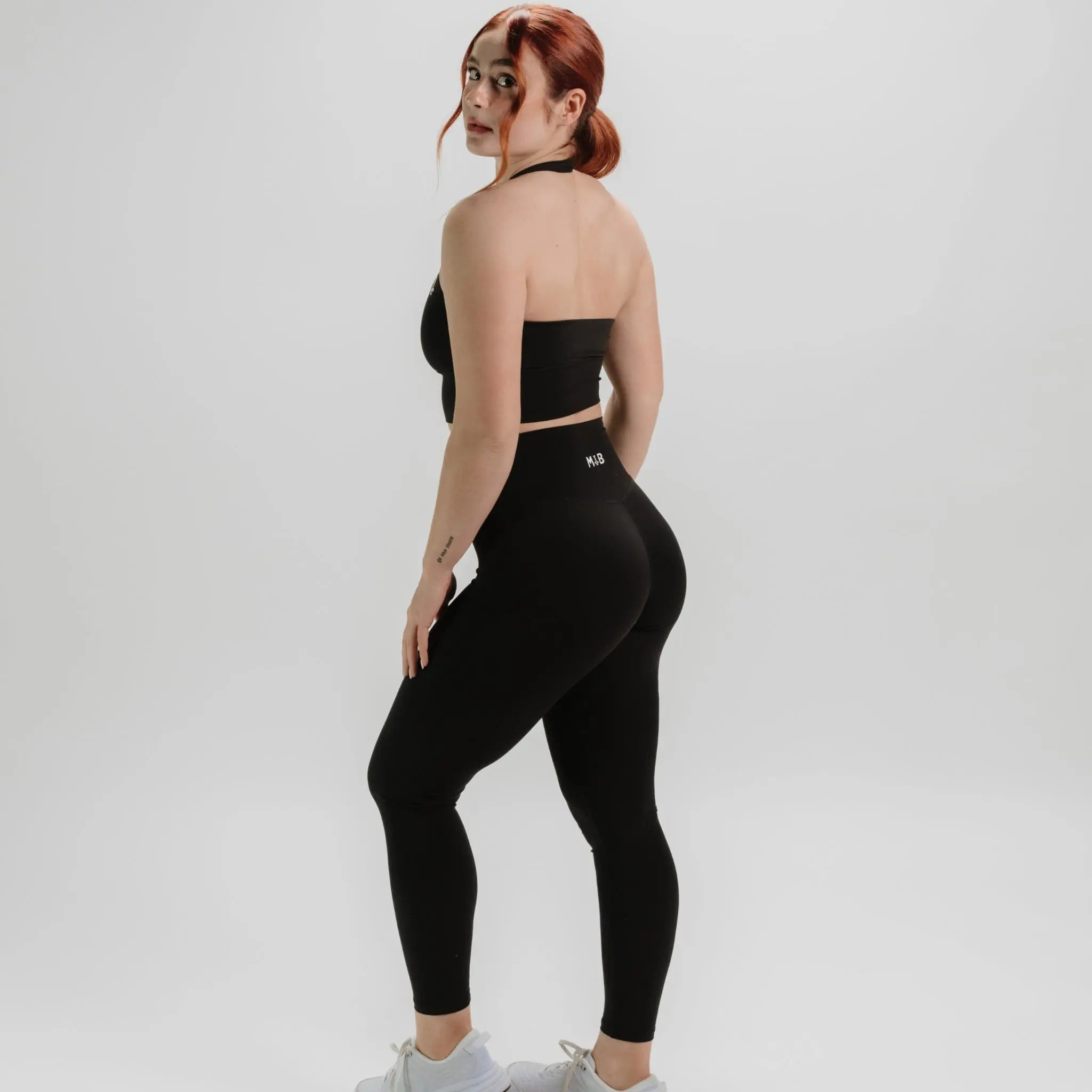 VITALITY HALTER-TOP MYB Apparel