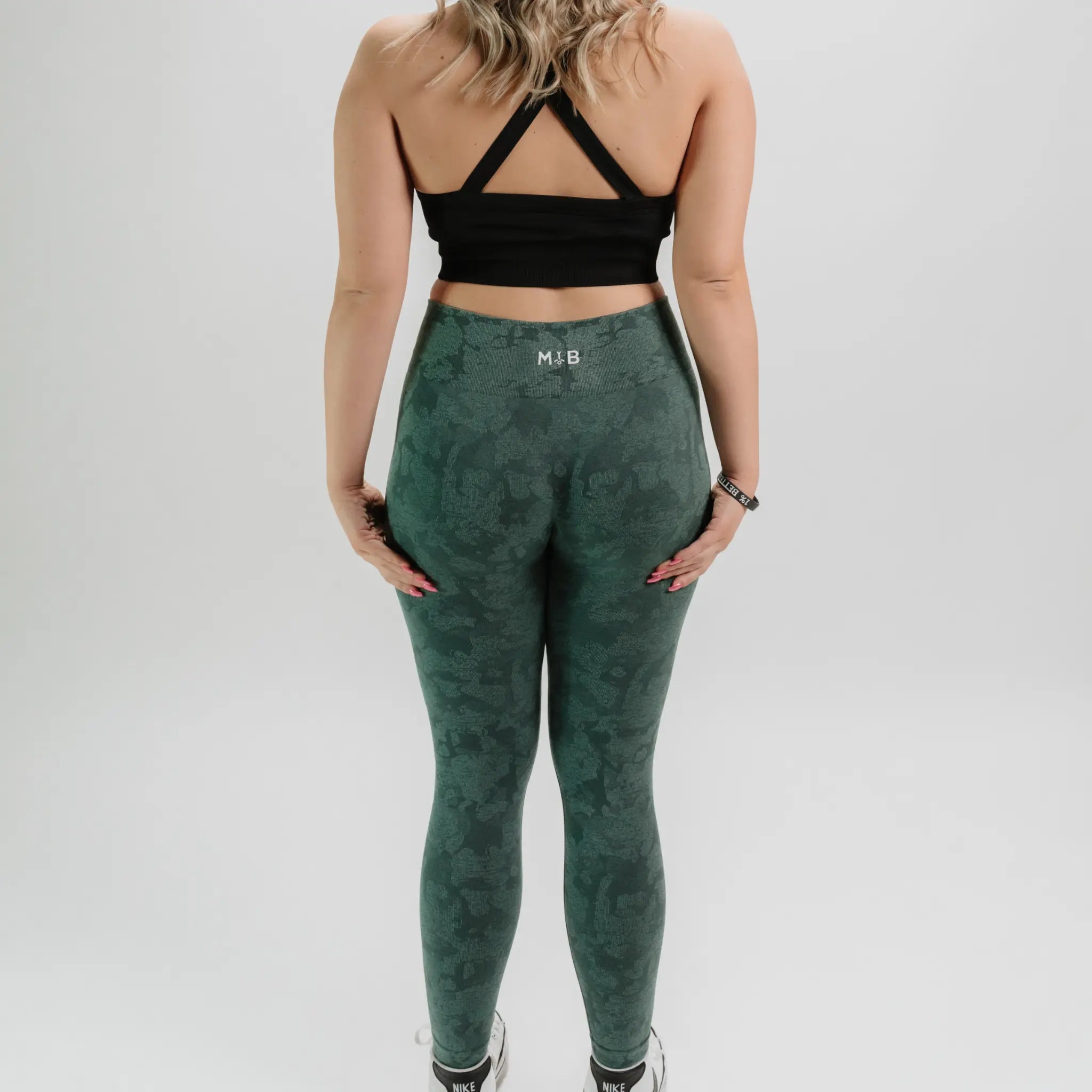 SYNERGY SCRUNCH CAMO LEGGINGS MYB Apparel