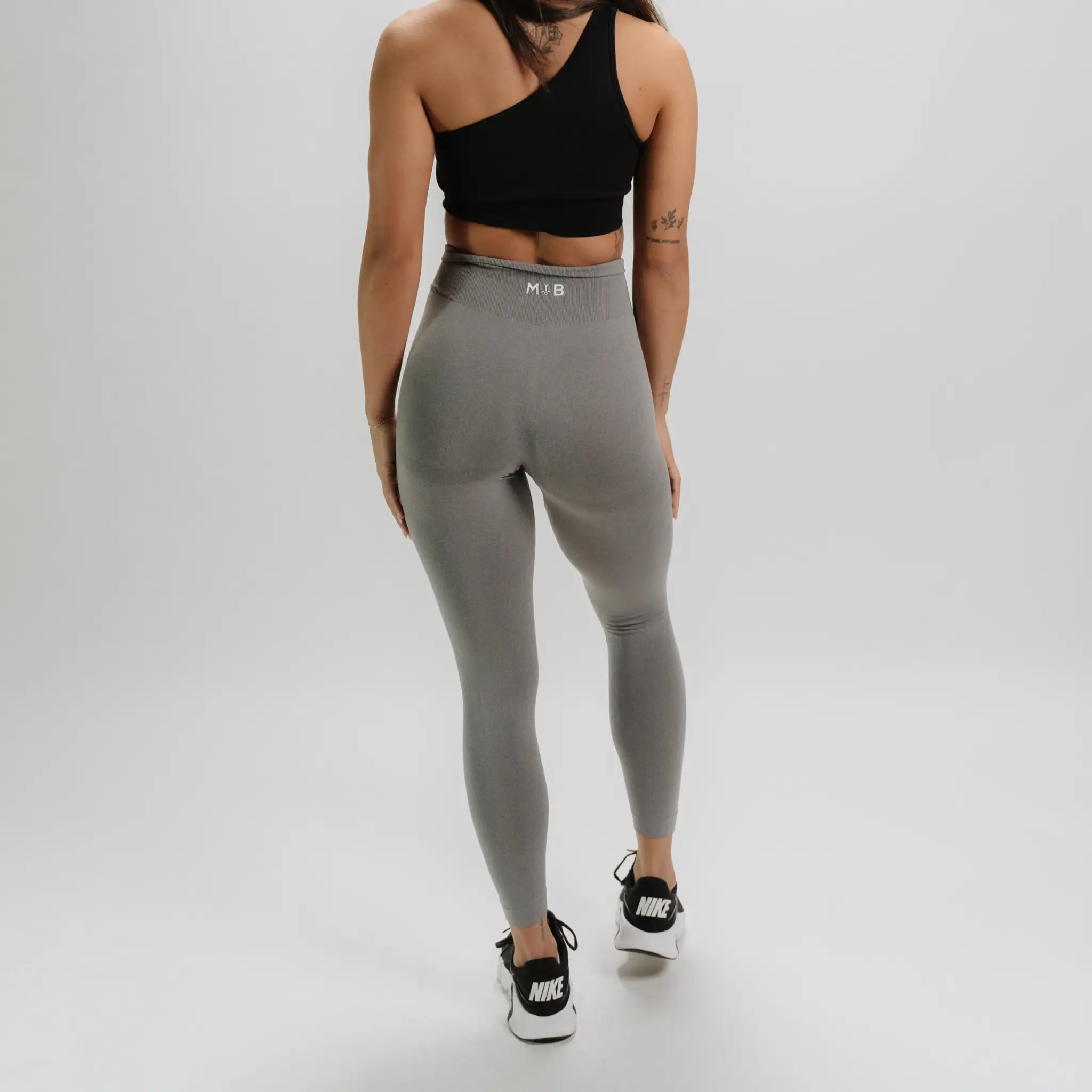 SYNERGY SEAMLESS LEGGINGS 2.0 MYB Apparel